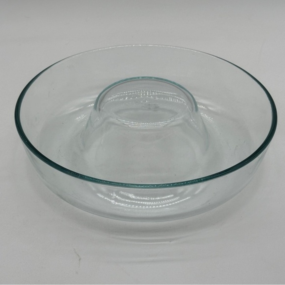 Vintage‎ PYREX Glass Bundt Cake Pan 10" Clear Jello Mold Ring Clear
